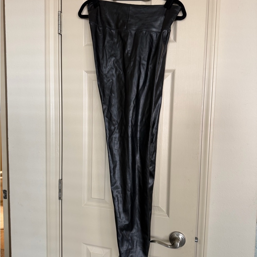 Ever After Faux Leather Pants Size L/ High Waist Black Vegan/ 31 Waist - Picture 2 of 3